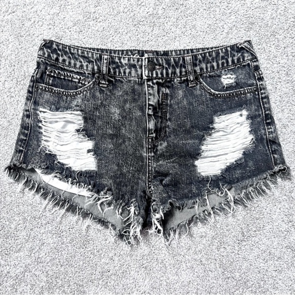 Mossimo high rise short shirt size 8/29